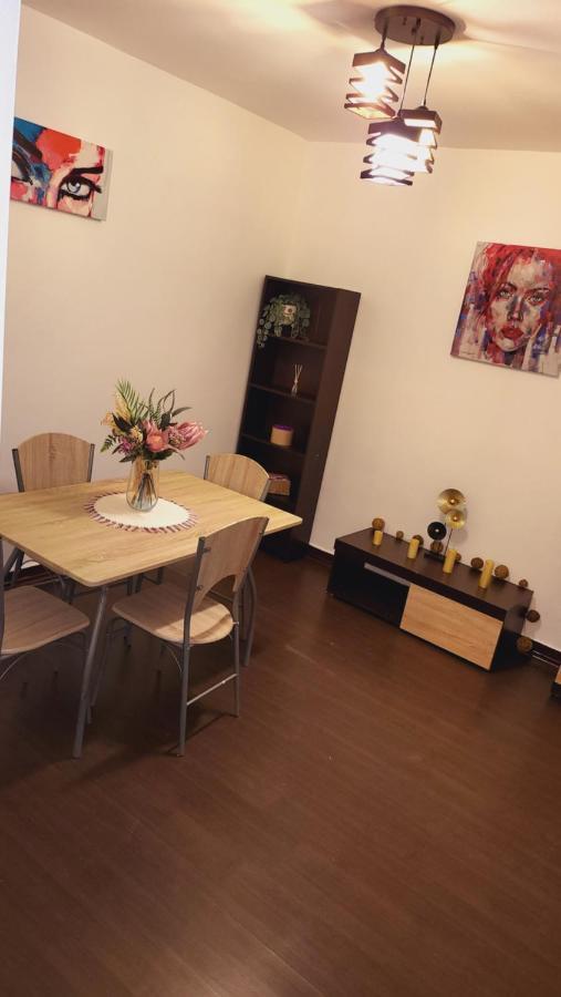Two Bedroom Aparthotel With Garden View 부쿠레슈티 외부 사진